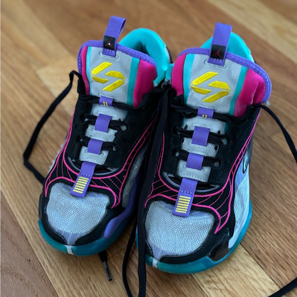 Jordan Black and Pink Sneakers with Reflective Details